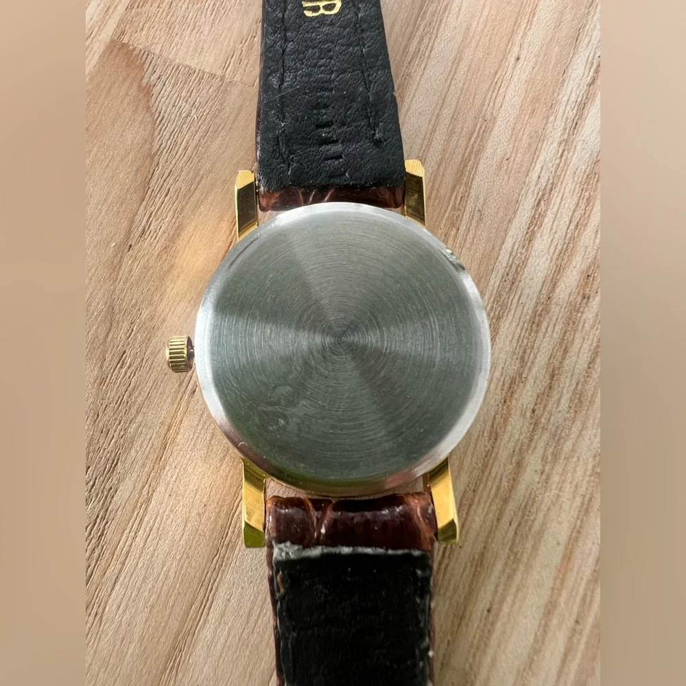 Vintage Ronica ladies gold tone brown scissor watch NEW BATTERY